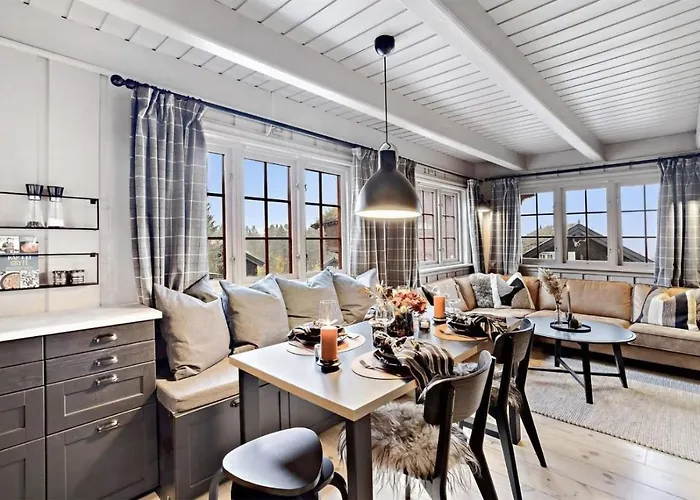 4 Bedroom In Rauland