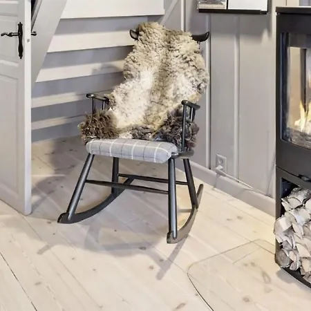 4 Bedroom In Rauland